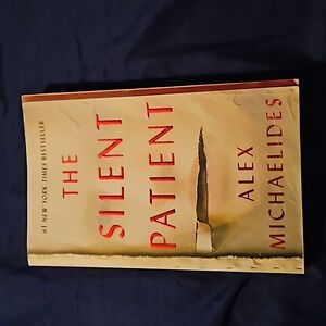 The Silent Patient by Alex Michaelides